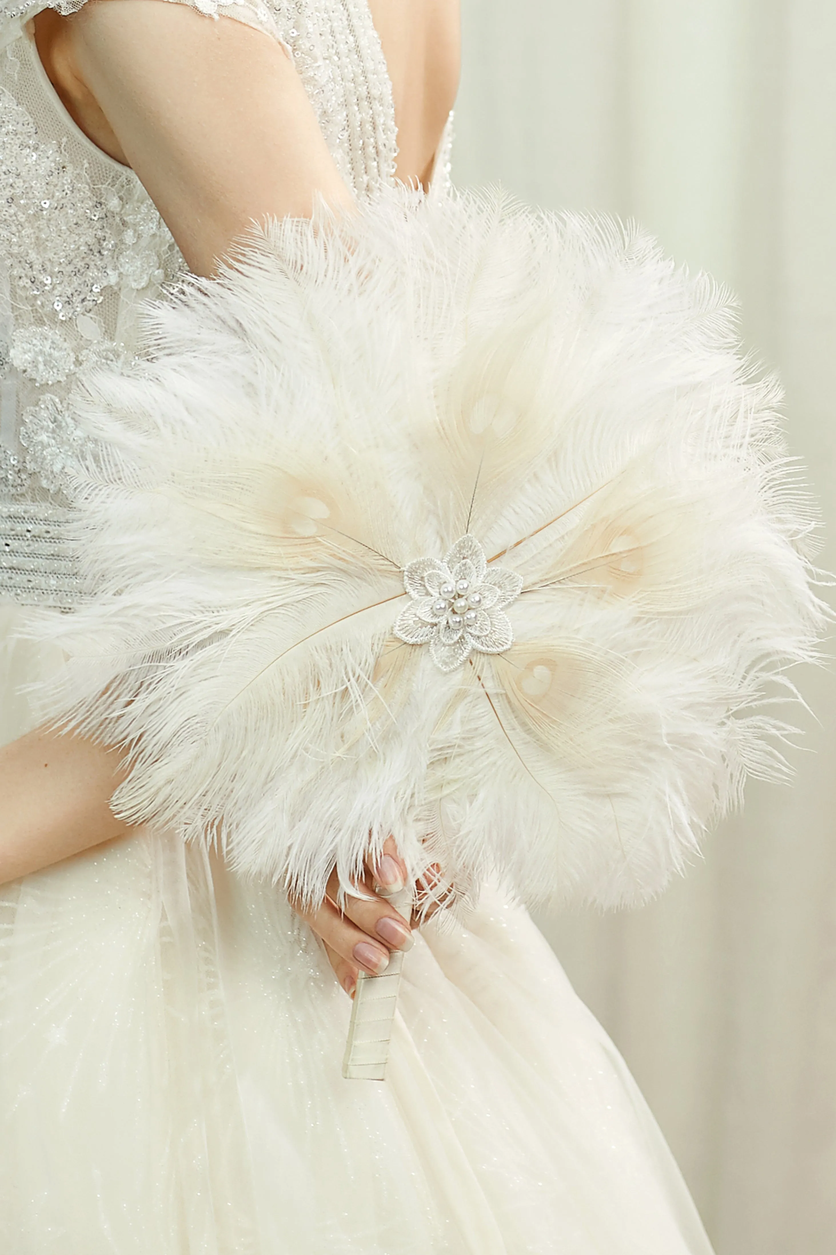 1920s Vintage Feather Bouquet Fan