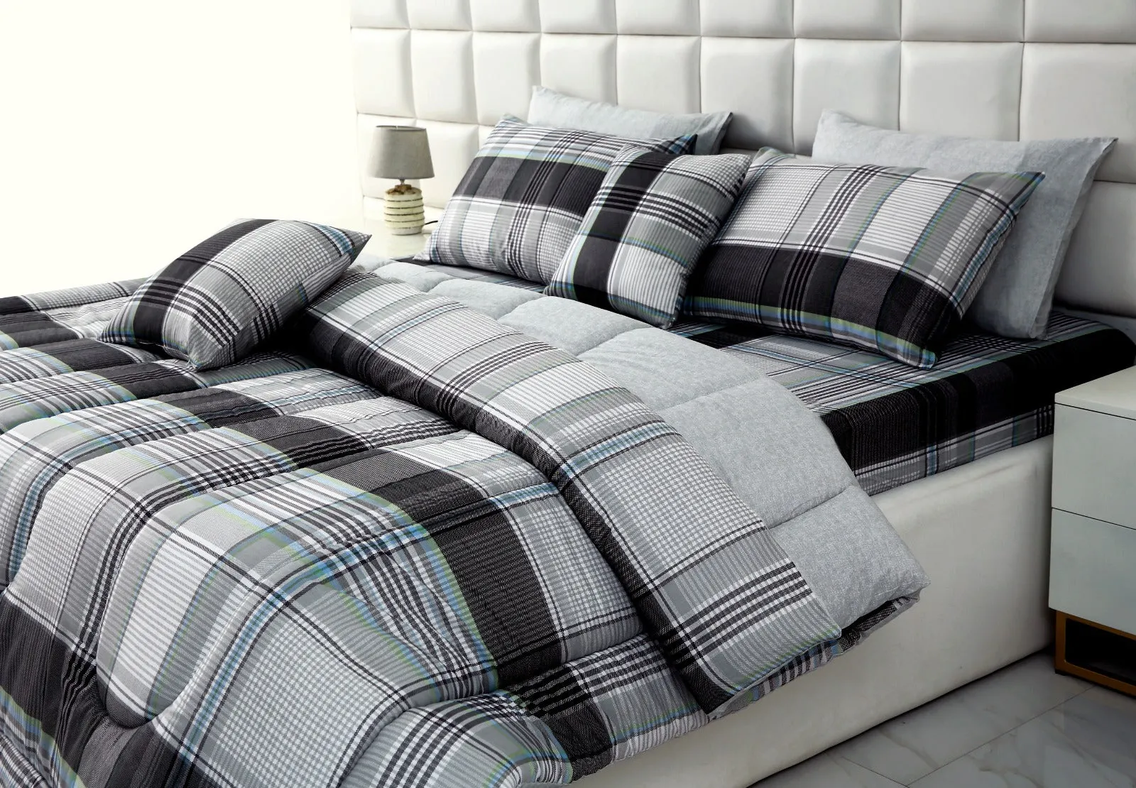 8 PCs Winter Comforter Set-Melvern