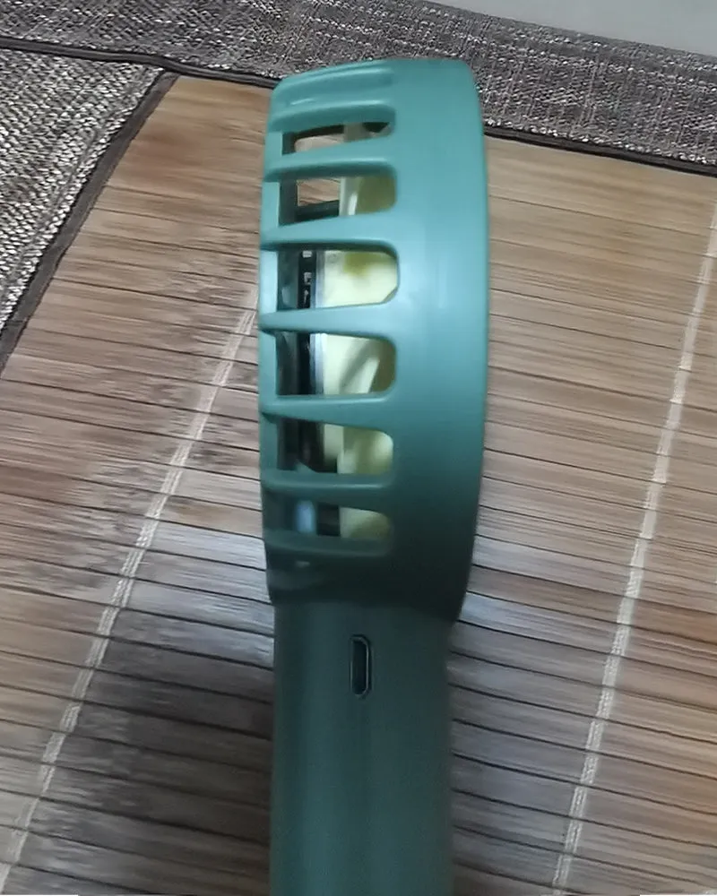 Bongtai portable electric fan with USB rechargeable operation electric fan, suitable for outdoor travel, etc.