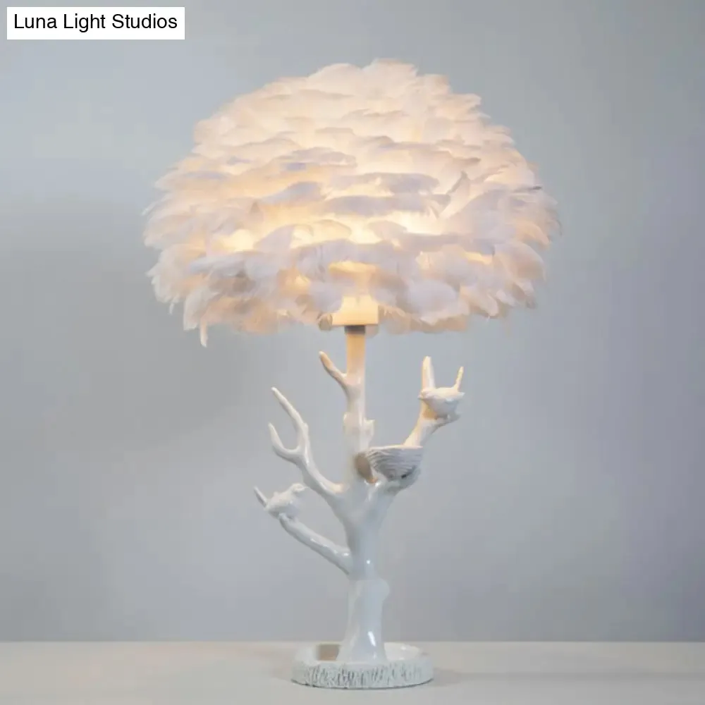 Feather Shade Resin Table Lamp: Artistic Tree Branch Design, Ideal for Living Room Nightstands, White