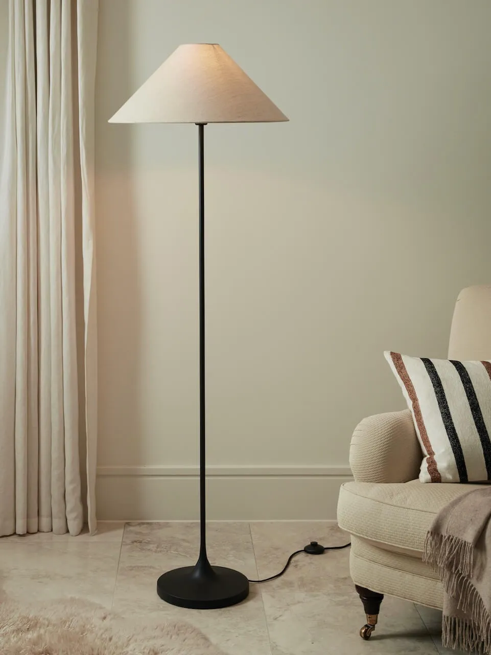 Ivar Black Metal Floor  Lamp with Natural Shade