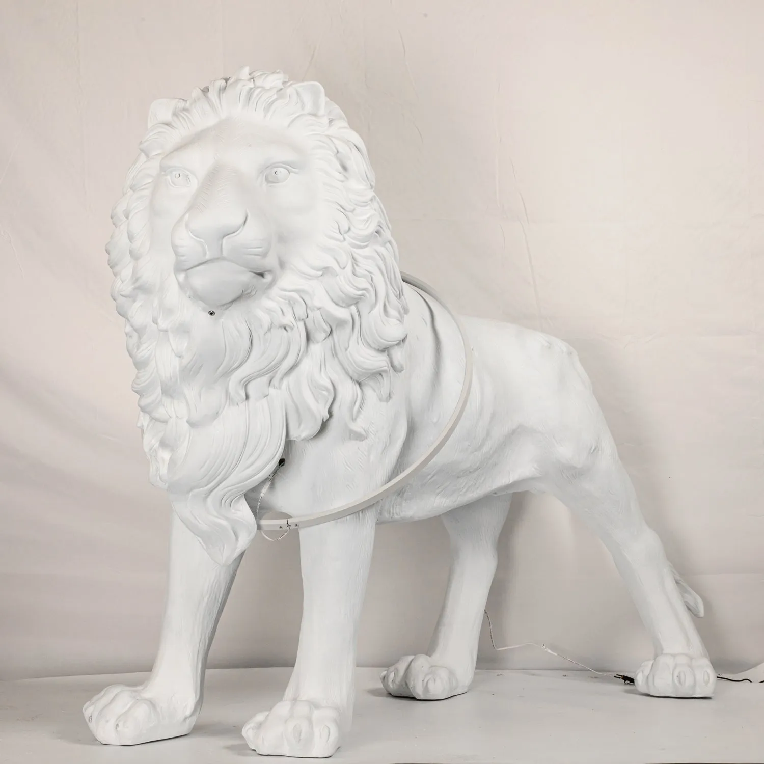 Leo Lion Sculpture Floor Lamp