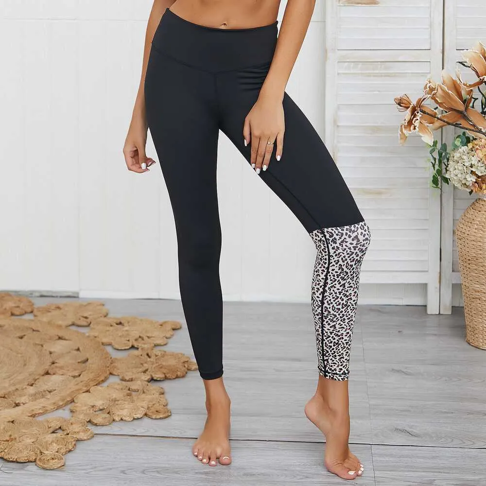 Leopard yoga set