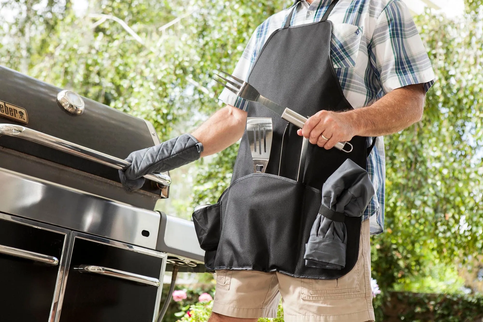 Philadelphia Phillies - BBQ Apron Tote Pro Grill Set