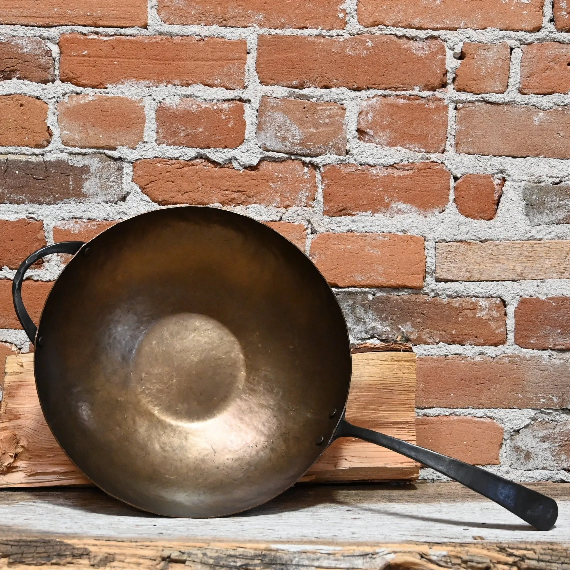 Smithey Ironware Carbon Steel Wok Hand forged Surface